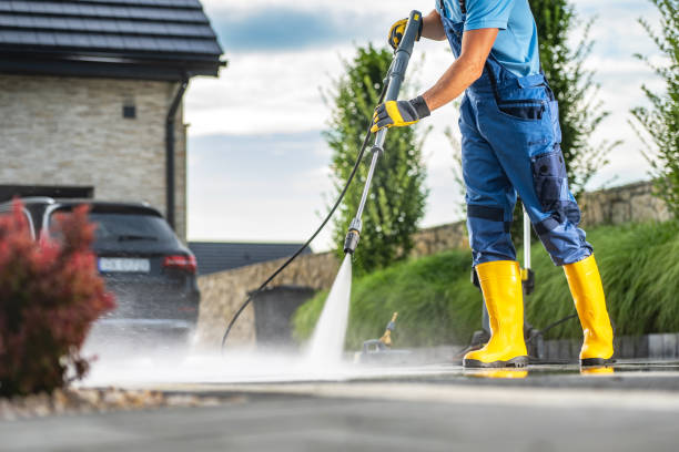 Best Residential Pressure Washing Services  in Tonganoxie, KS